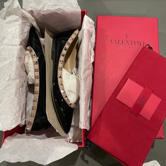 (SOLD) Valentino Garavani Rockstud Flats - Picture 10 of 11